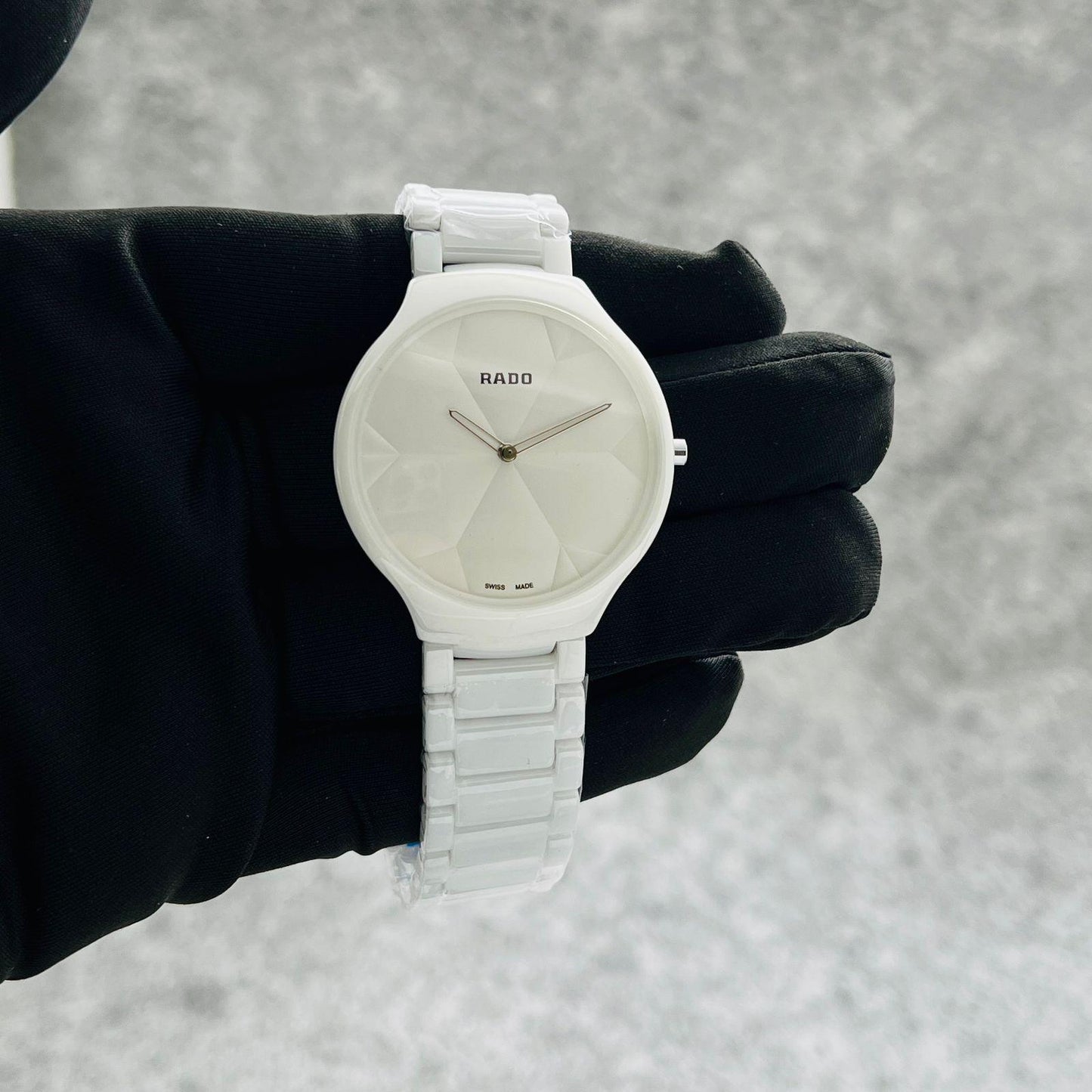 Rado True Round Thinline X Great Gardens