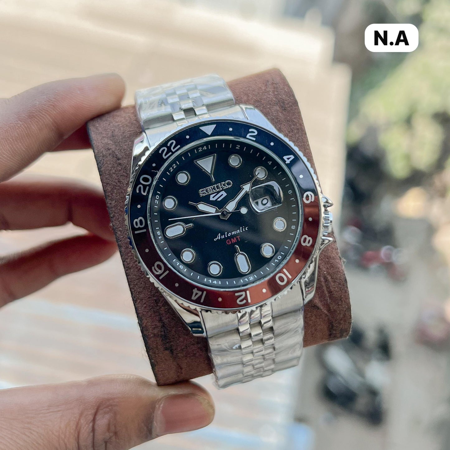 Seiko 5 Sports GMT Quartz Movement