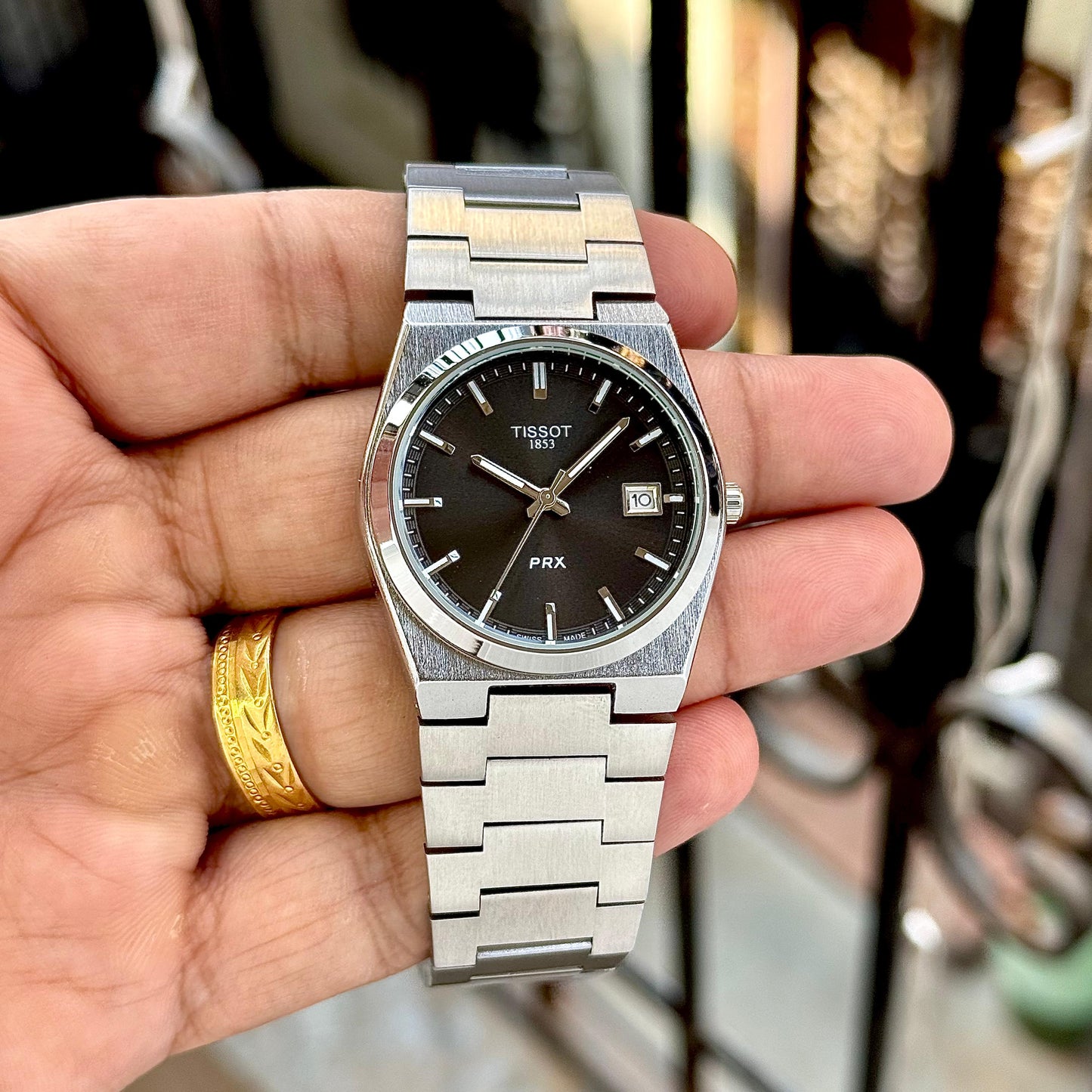 TISSOT PRX – ICONIC SWISS-INSPIRED ELEGANCE