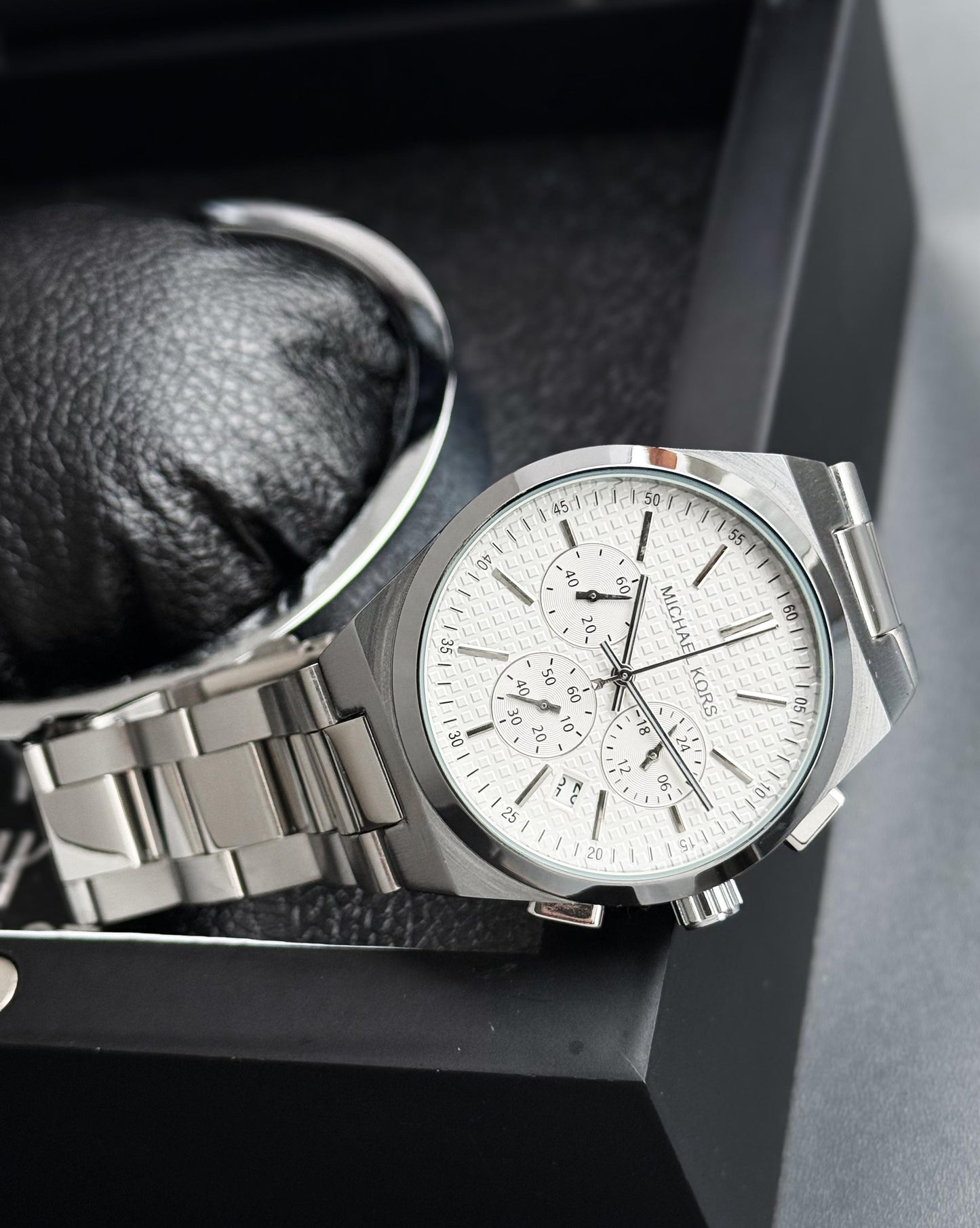 Michael Kors  For men white dial analog watch