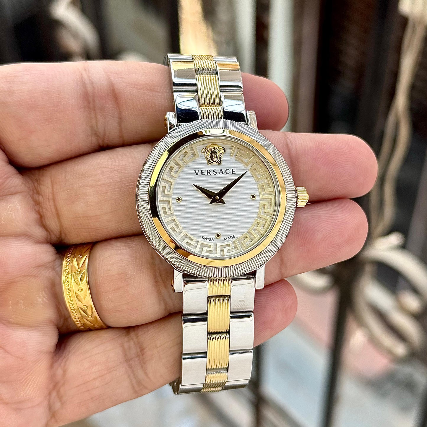 VERSACE GRECA FLOURISH – SIGNATURE LUXURY EDITION